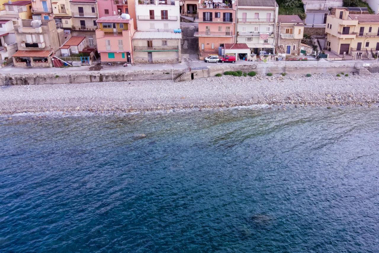 Casa Caronia Marina Near Cefalu المظهر الخارجي الصورة